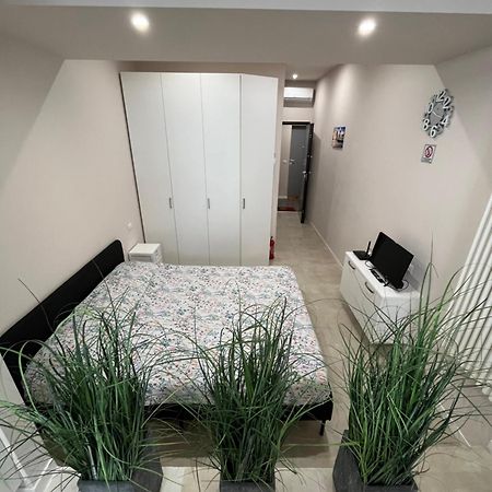 밀라노 Monolocale Piazza Gambara M1 아파트 외부 사진