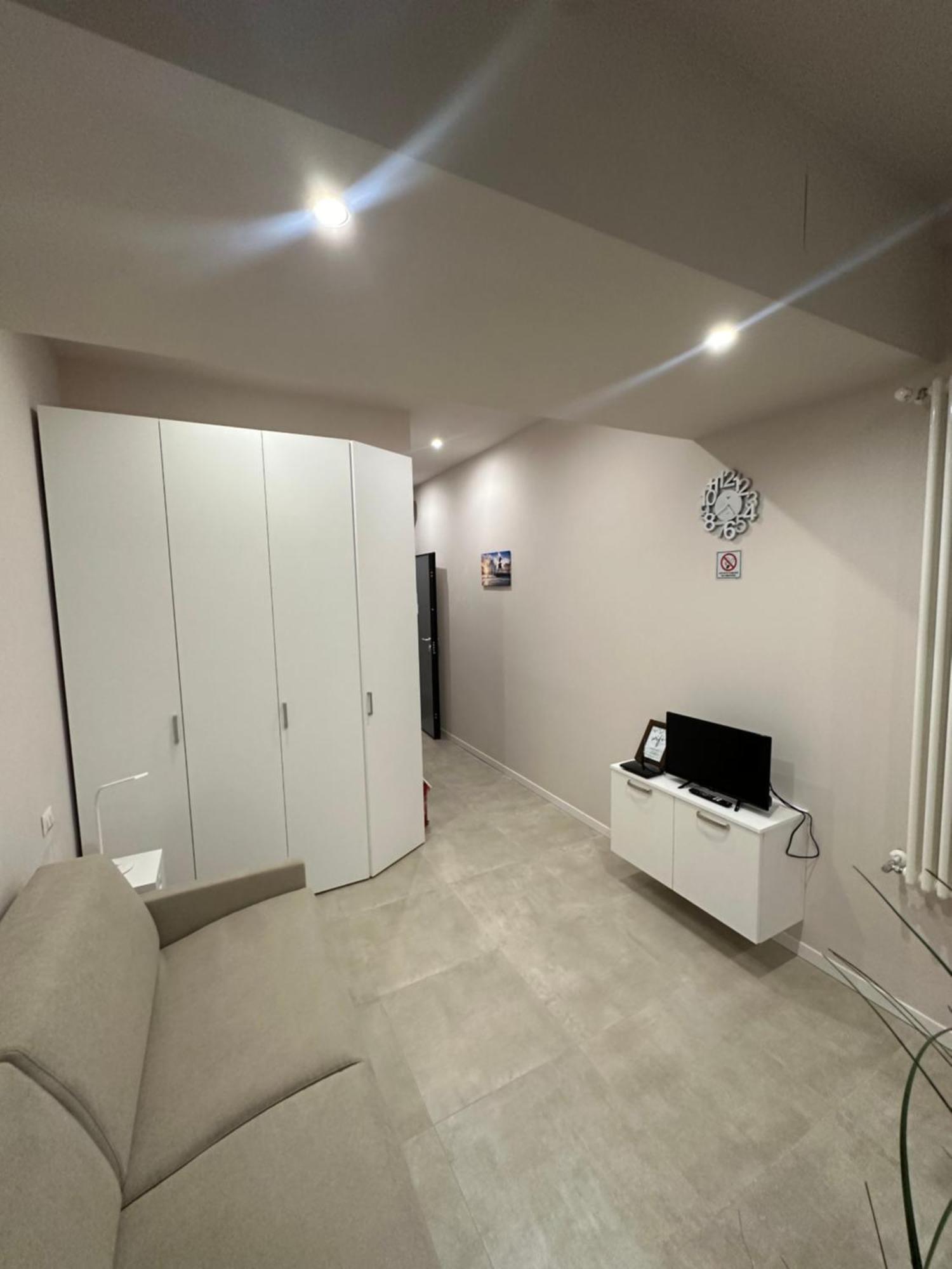 밀라노 Monolocale Piazza Gambara M1 아파트 외부 사진